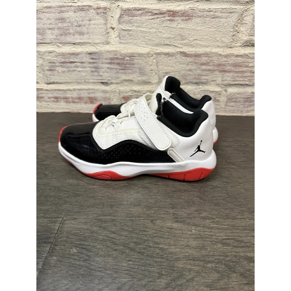 Nike jordan 11